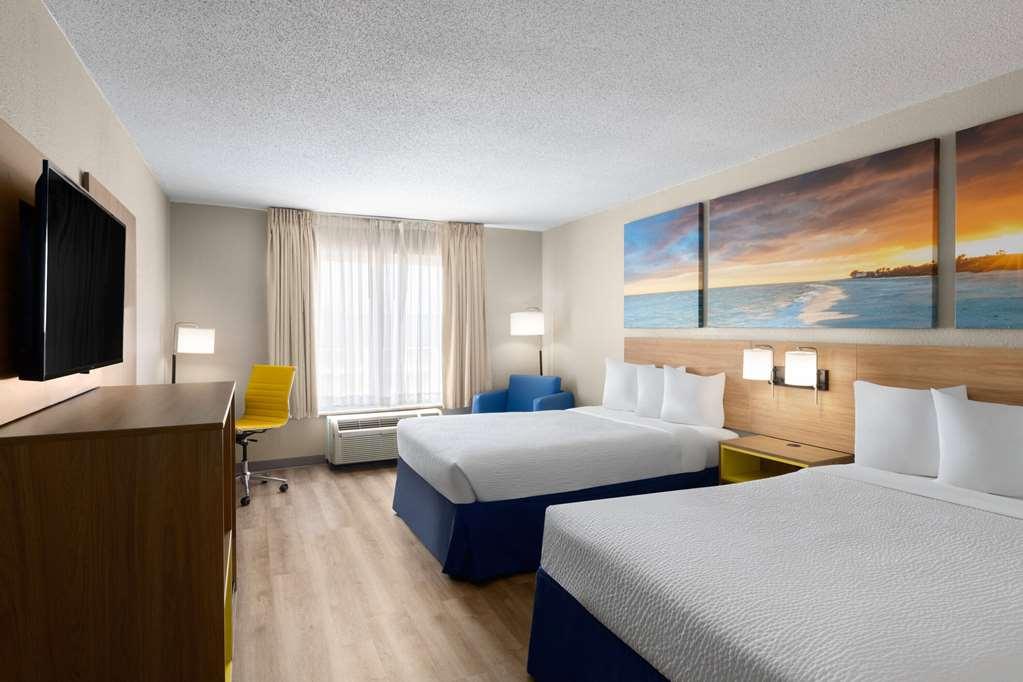 Days Inn By Wyndham Florence Near Civic Center Oda fotoğraf